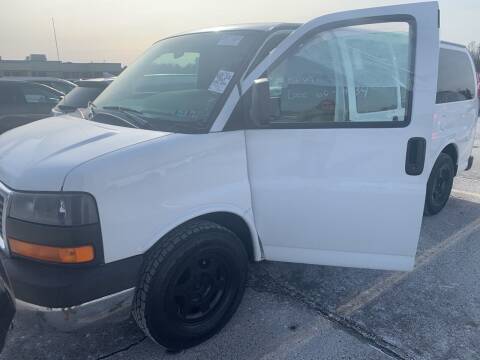 2007 GMC Savana Passenger for sale at Trocci's Auto Sales in West Pittsburg PA