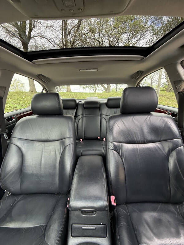 2004 Lexus ES 330