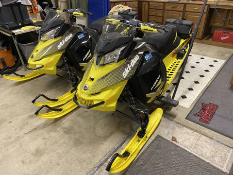 2015 Ski-Doo MXZ  X800R E-Tec
