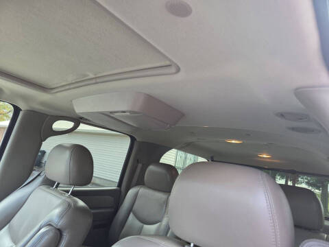 2004 GMC Yukon XL Denali