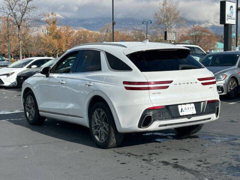 2025 Genesis GV70 2.5T Standard