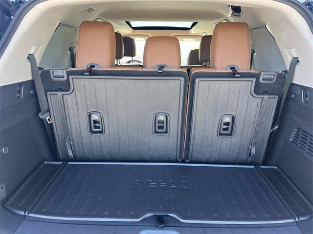 2025 Nissan Pathfinder Platinum