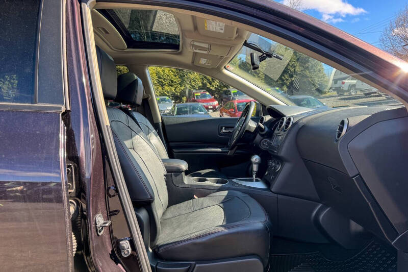 2011 Nissan Rogue SV