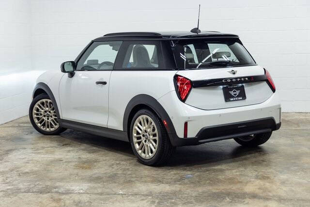 2025 MINI Hardtop 2 Door