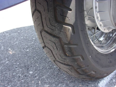 2005 Suzuki Boulevard