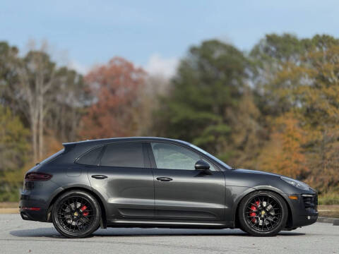 2017 Porsche Macan GTS