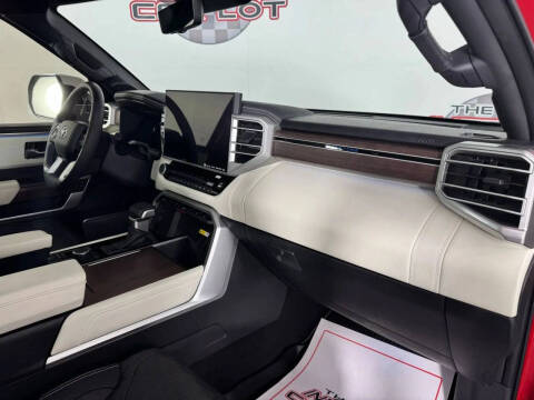 2023 Toyota Sequoia Capstone