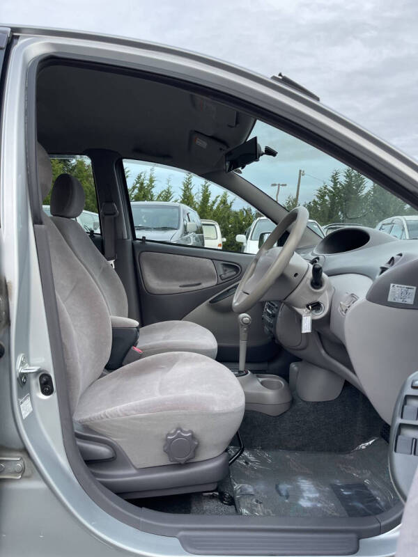 2000 Toyota Platz Echo