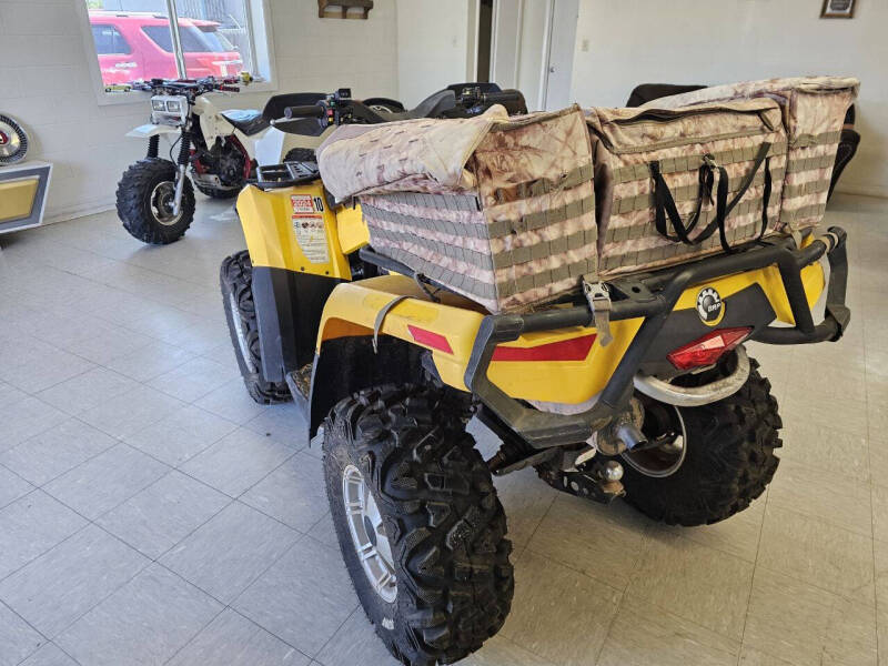 2011 Can-Am Outlander