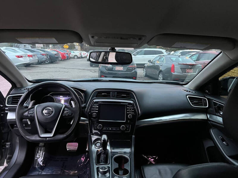 2018 Nissan Maxima 3.5 SR