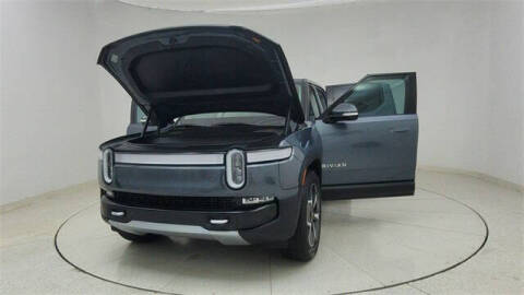 2023 Rivian R1T Adventure