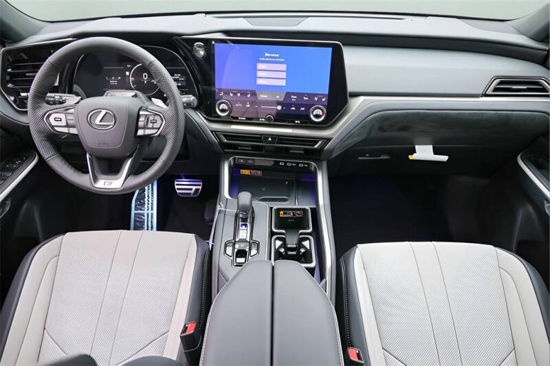 2026 Lexus TX 500h