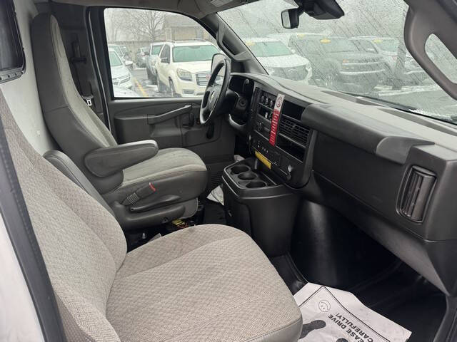 2019 Chevrolet Express 2500