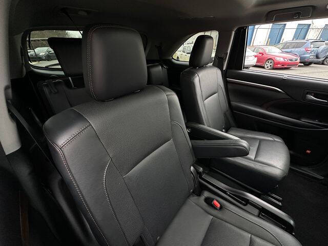 2016 Toyota Highlander Limited Platinum