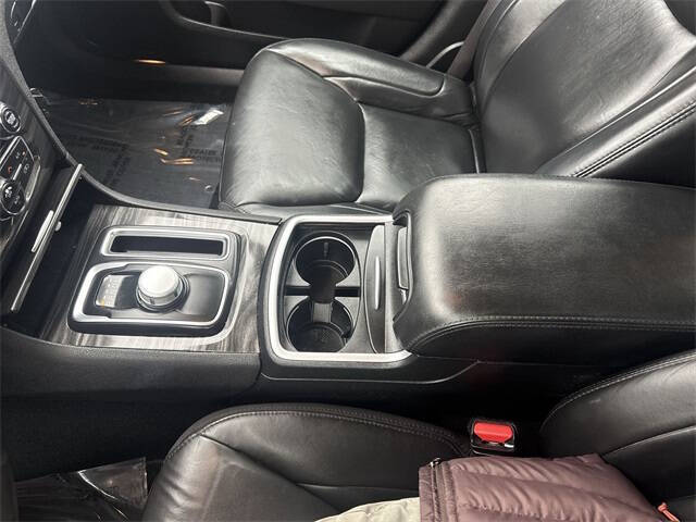 2019 Chrysler 300 Touring