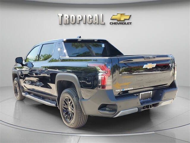 2025 Chevrolet Silverado EV LT