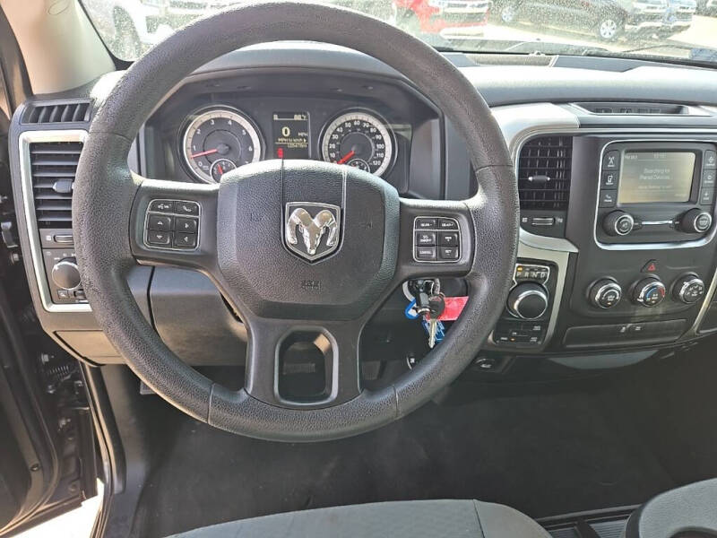 2018 RAM 1500 SLT
