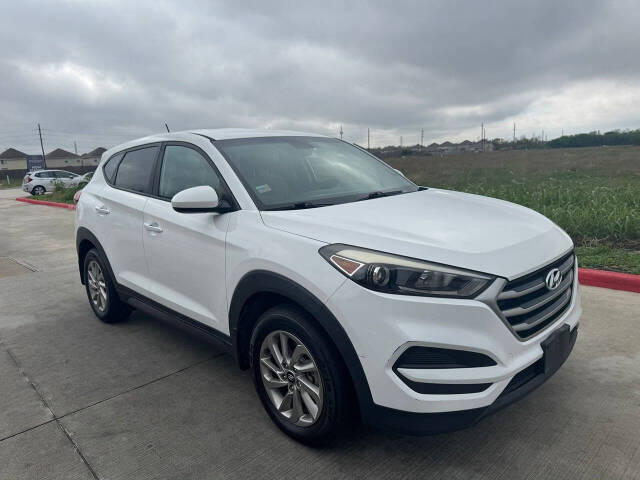 2017 Hyundai TUCSON for sale at CAR MARKET AUTO GROUP in Sugar Land, TX