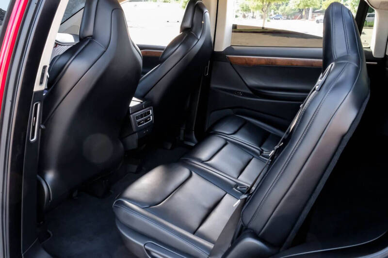 2017 Tesla Model X 75D