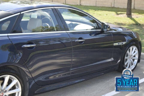 2016 Jaguar XJ R-Sport