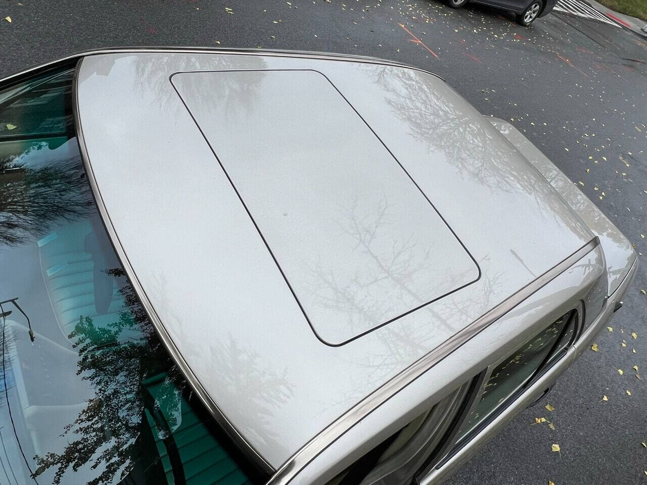 1990 Mercedes-Benz 300-Class  - $6,900