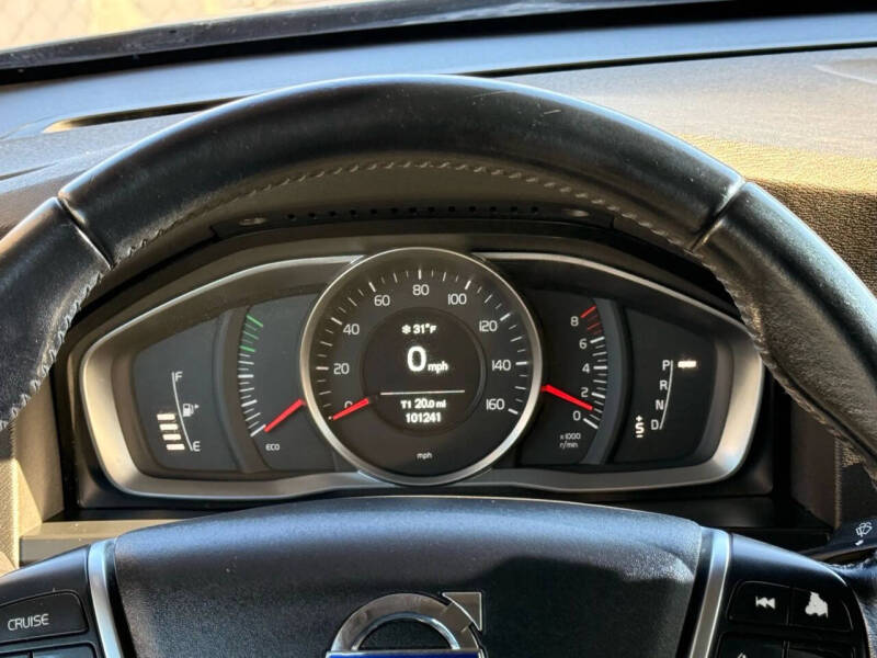 2017 Volvo S60 T5 Dynamic