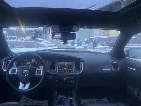 2013 Dodge Charger SXT Plus