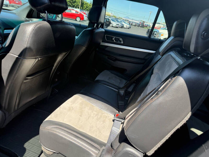 2017 Ford Explorer XLT