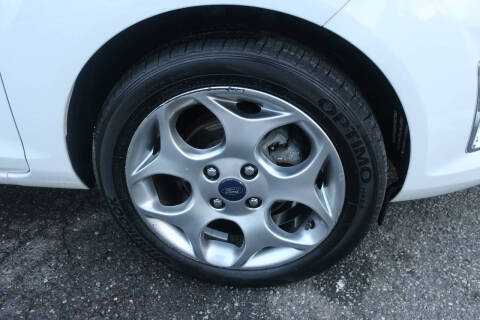 2011 Ford Fiesta SES