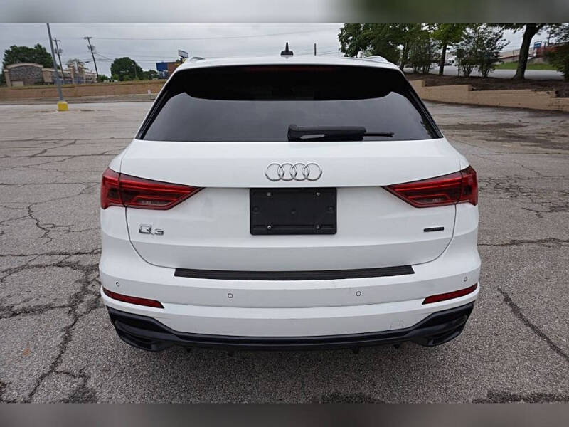 2020 Audi Q3 quattro S line Prem Plus 45 TFSI