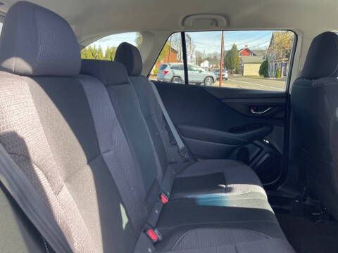 2022 Subaru Outback Premium