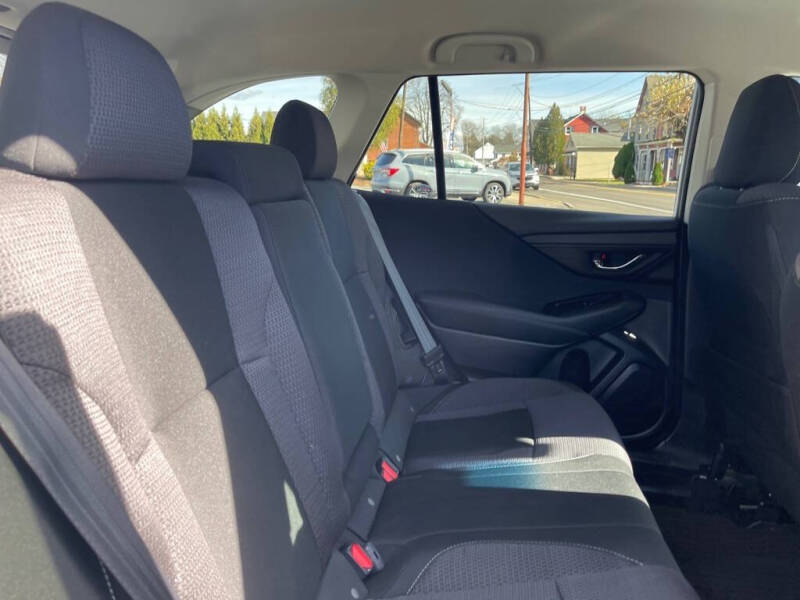 2022 Subaru Outback Premium