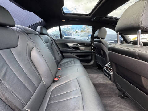 2019 BMW 7 Series 740i