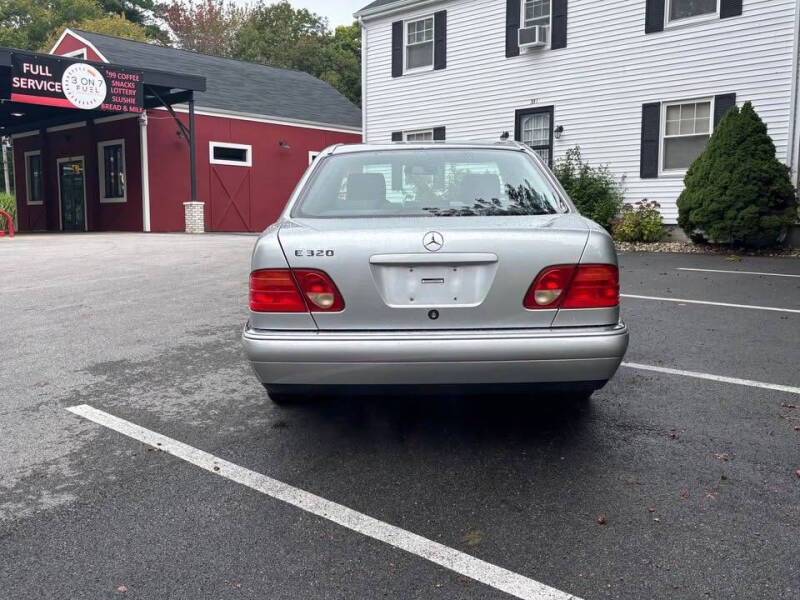 1999 Mercedes-Benz E-Class E 320
