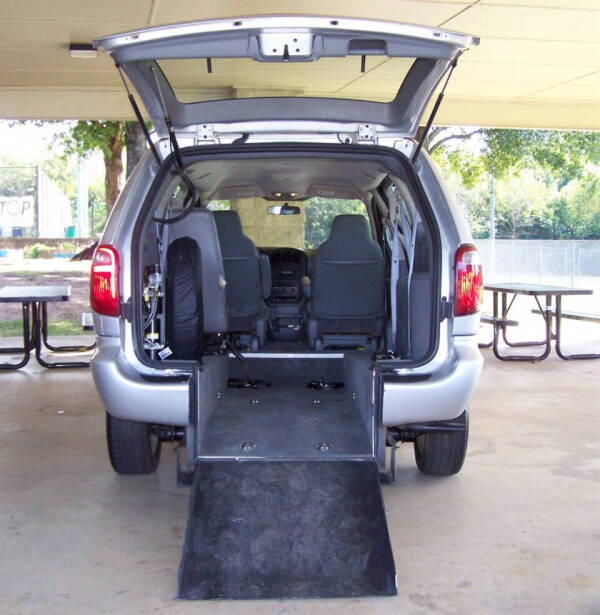 2005 Dodge Grand Caravan SE