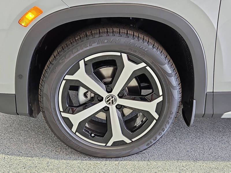 2026 Volkswagen Tiguan SE