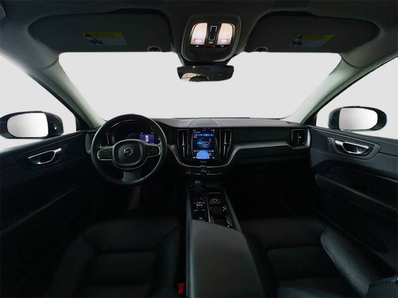 2023 Volvo XC60 B5 Core