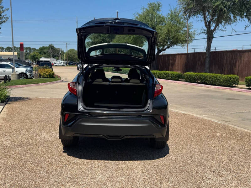 2020 Toyota C-HR XLE