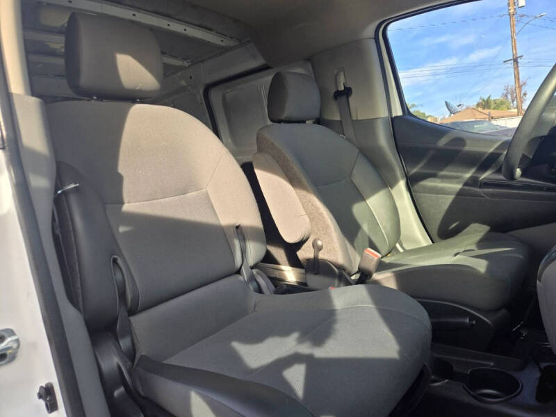 2018 Nissan NV200 SV