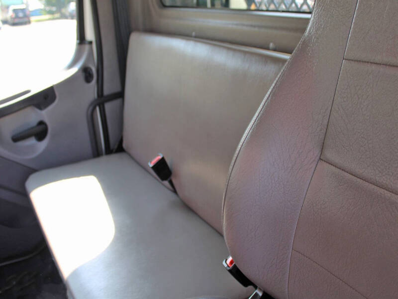 2022 Freightliner M2 106