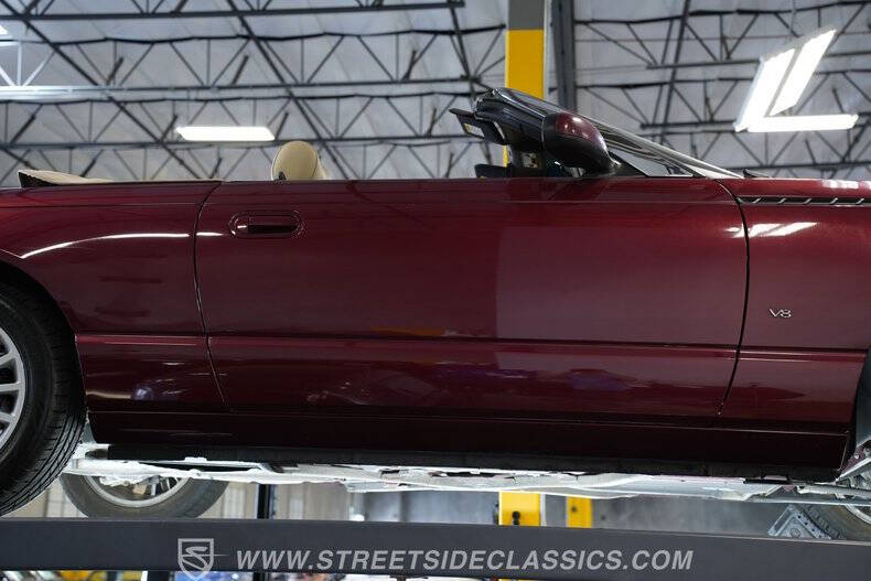 2004 Ford Thunderbird Deluxe