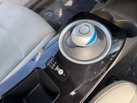 2017 Nissan LEAF SV