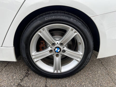 2015 BMW 3 Series 328i