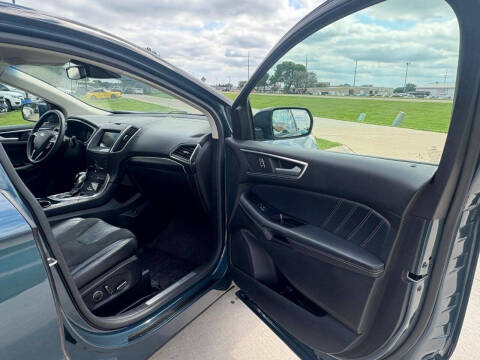 2016 Ford Edge Sport