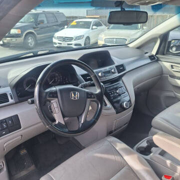 2011 Honda Odyssey EX-L w/DVD