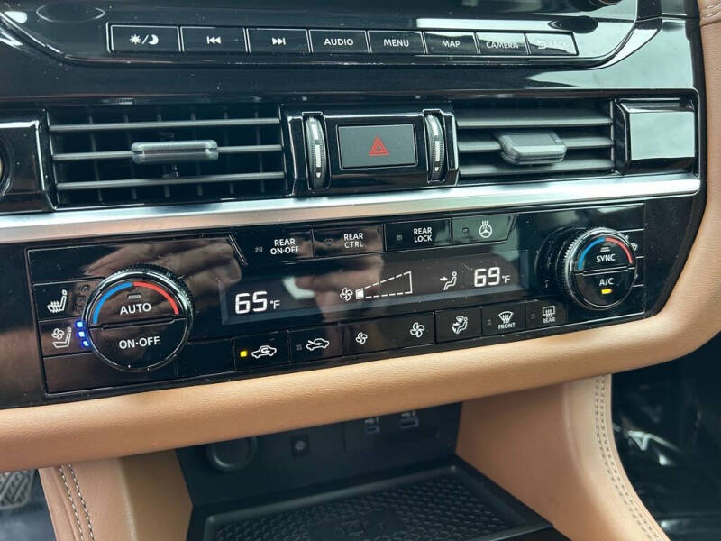 2024 Nissan Pathfinder Platinum