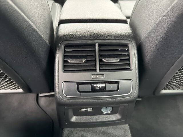 2025 Audi A5 Sportback quattro S line Premium 45 TFSI