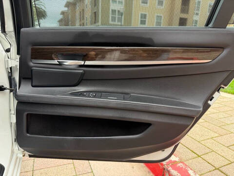 2011 BMW 7 Series 740Li