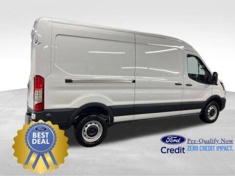 2025 Ford Transit 250