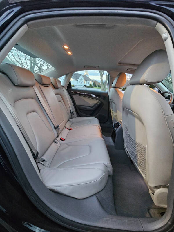 2009 Audi A4 2.0T quattro Premium Plus